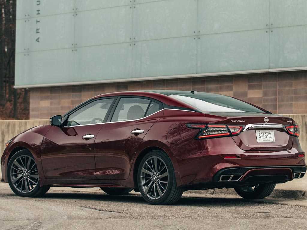 2021 nissan maxima 40th anniversary edition headlines model year changes | carscoops