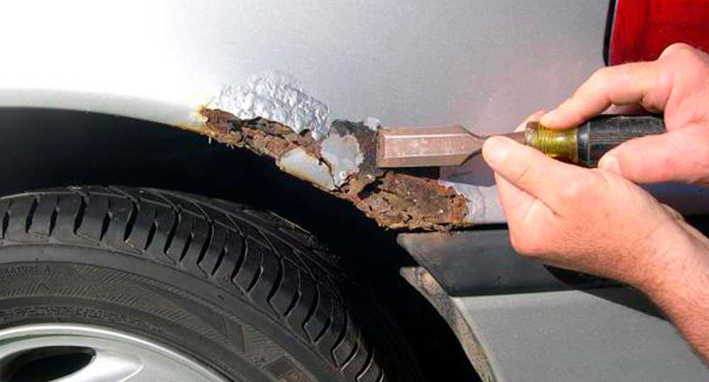 Устранить очаги коррозии на кузове автомобиля можно самостоятельно Есть несколько способов, которые позволяют сделать это без дорогостоящих материалов
