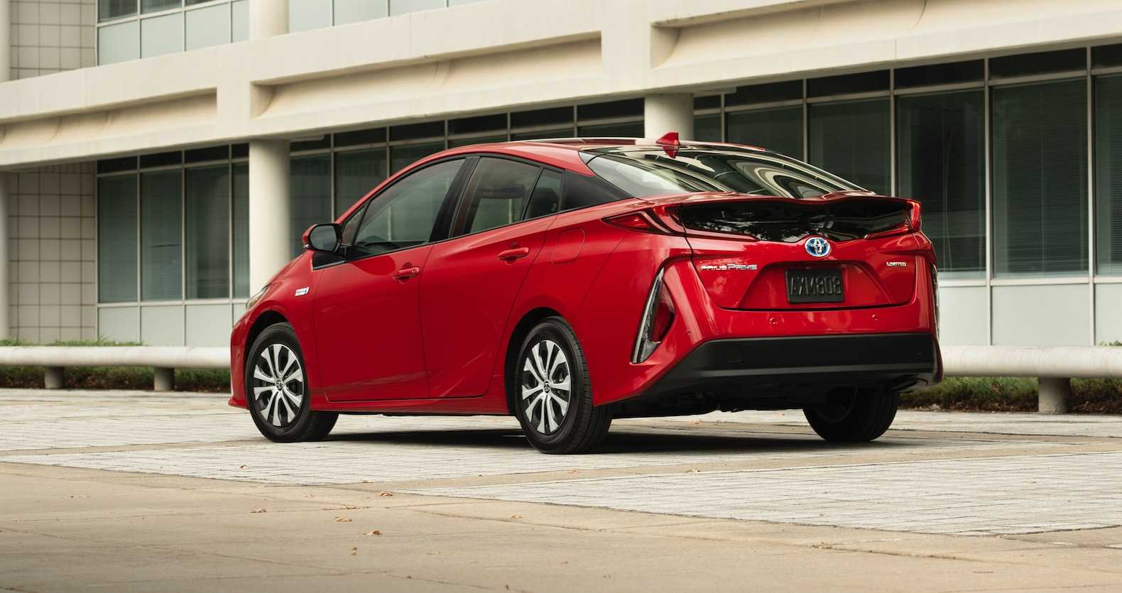 Toyota prius 2021