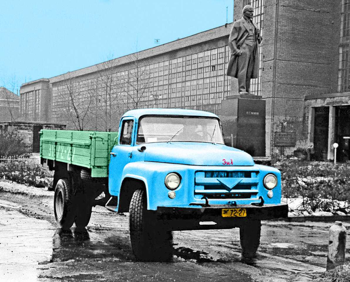 Легендарные советские грузовики заводов газ и зил