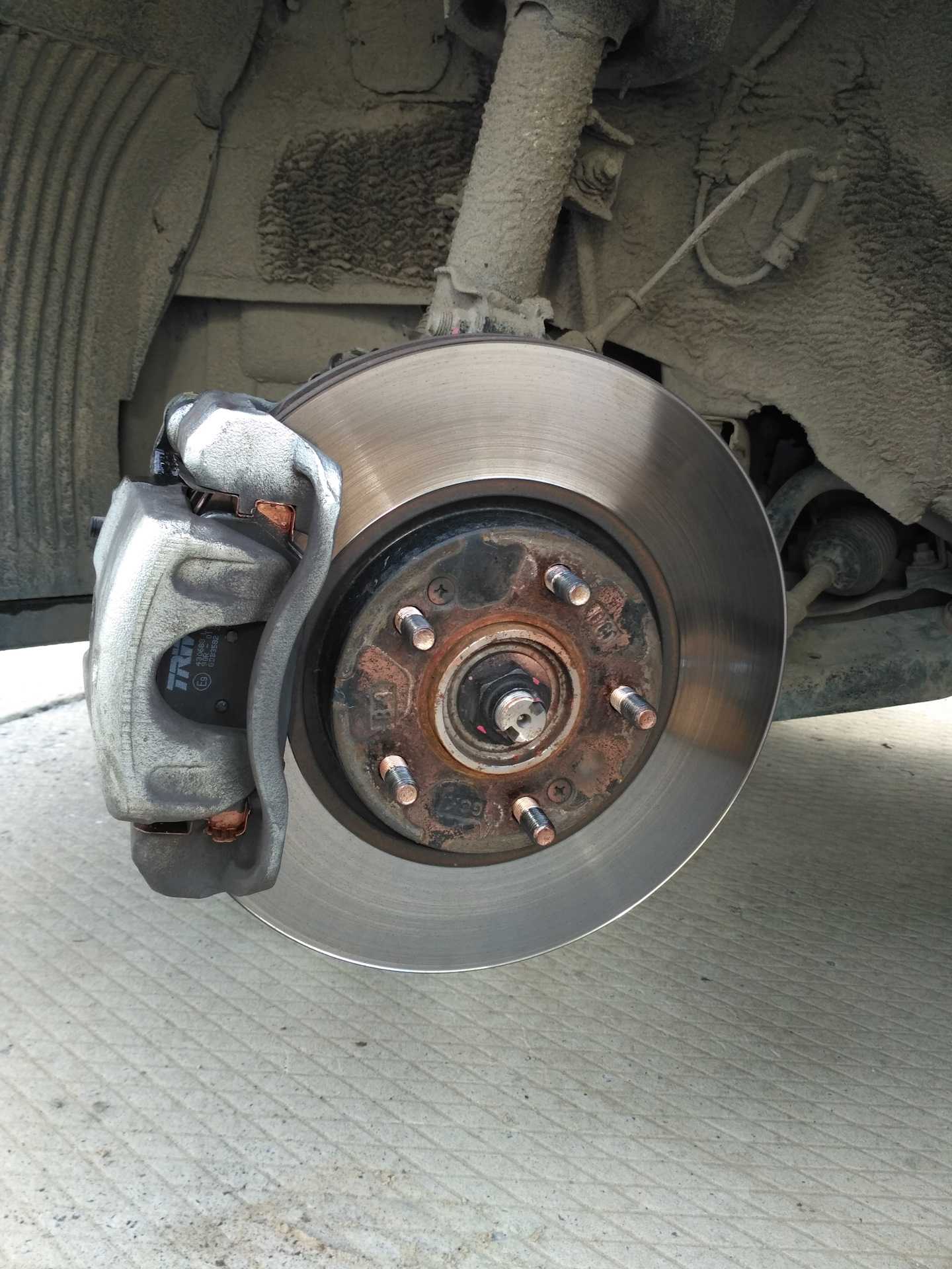 Задние дисковые тормоза — снятие и установка kia ceed