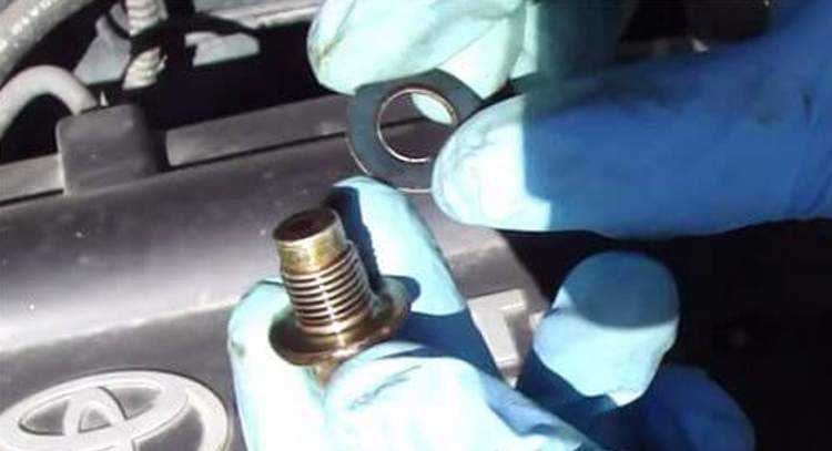 Инструкция по замене масла тойота королла 120, фотоотчет как поменять масло в двигателе короллы 2000-2007 г